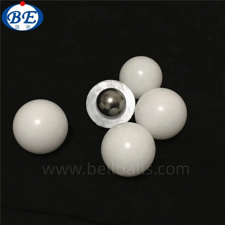 Bola d'acer recoberta de plàstic